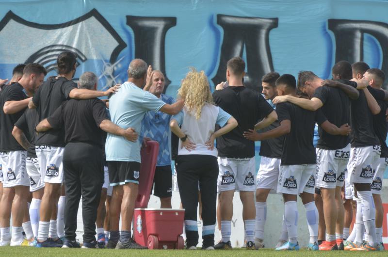 Gimnasia se enfrenta a Banfield por los octavos de final