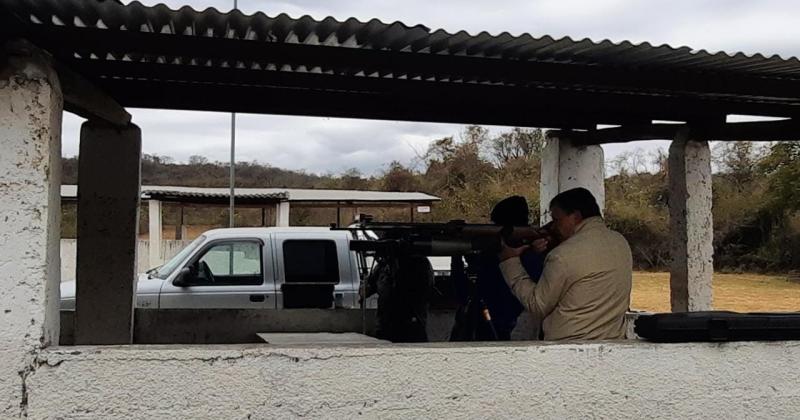 Agustiacuten Perea el duentildeo del aire comprimido