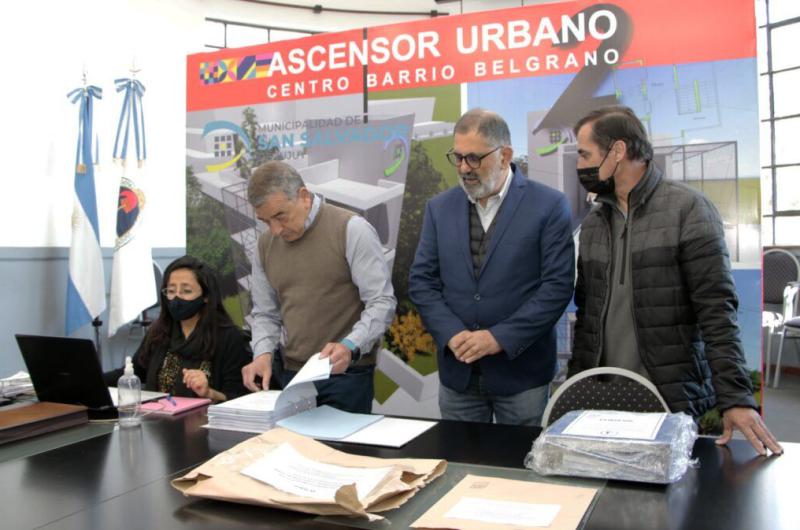 Avanza proceso para la construccioacuten del segundo ascensor urbano