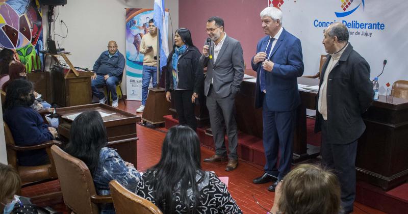 Capacitaron a centros vecinales de la ciudad