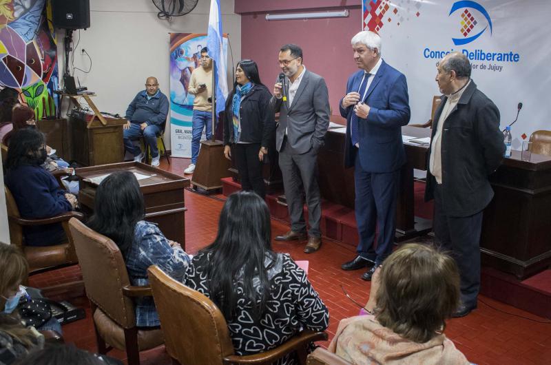 Capacitaron a centros vecinales de la ciudad