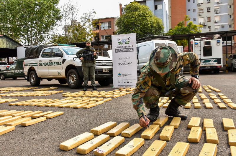 Encuentran vehiacuteculo abandonado con 308 kilos de marihuana