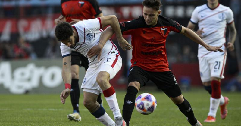 Coloacuten y San Lorenzo igualaron sin tantos en Santa Fe