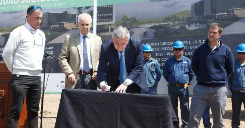 Morales puso en marcha la construccioacuten de la Ciudad Judicial