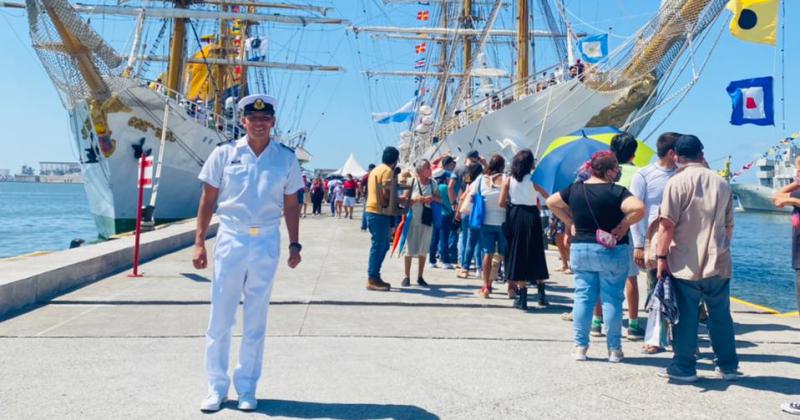 Jujentildeo tripulante de la Fragata Libertad regresa a puerto tras cinco meses de viaje