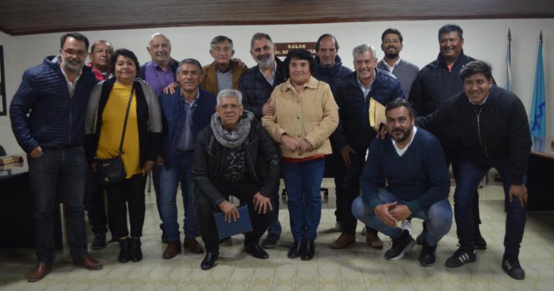 Finalmente el Intendente visitoacute a la Liga Jujentildea de Fuacutetbol 