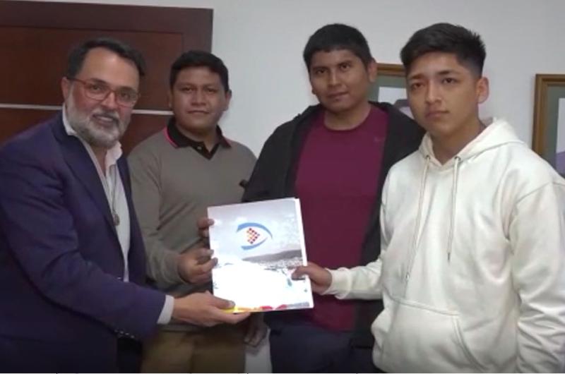 Estudiantes crearon innovadores anteojos 3D para rehabilitacioacuten visual