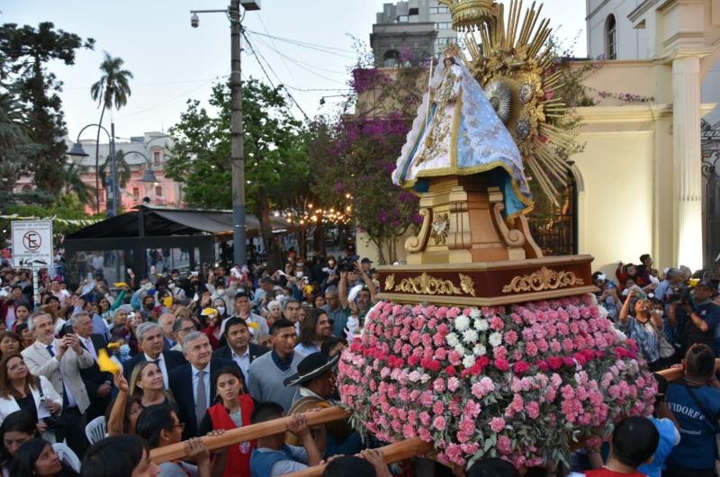 Jujuy renovoacute su devocioacuten a la Virgen de Riacuteo Blanco