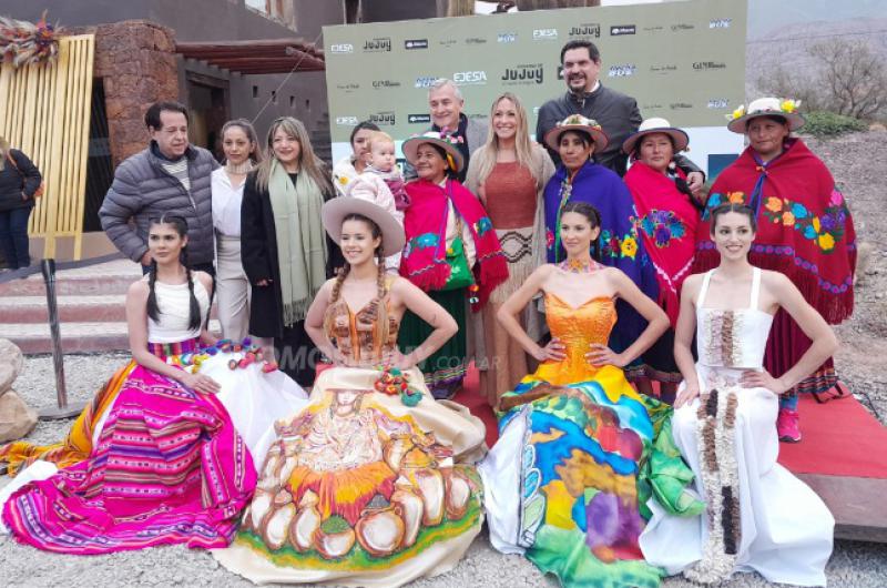 El Fashion Week pone en vidriera a disentildeadores y artesanos de la Provincia