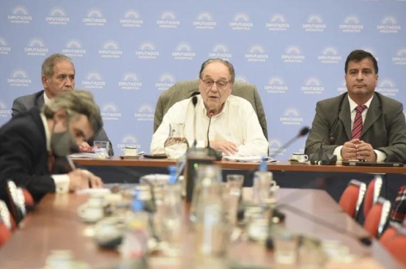 Presupuesto- hay dictamen e incluyen pago de Ganancias por parte de jueces