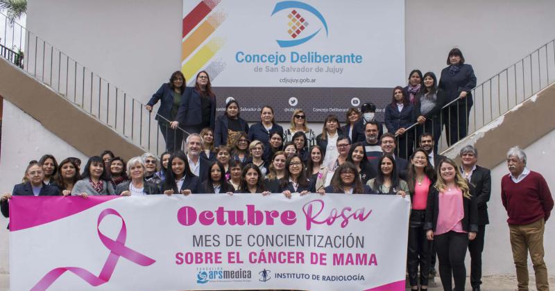 Declararon de intereacutes la Carrera Rosa que se realizaraacute este domingo