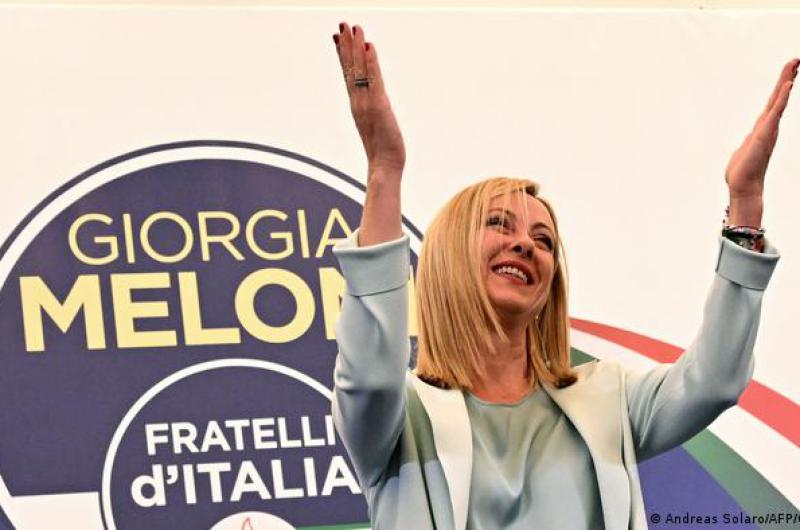 Giorgia Meloni acepta formar nuevo gobierno en Italia y juraraacute hoy