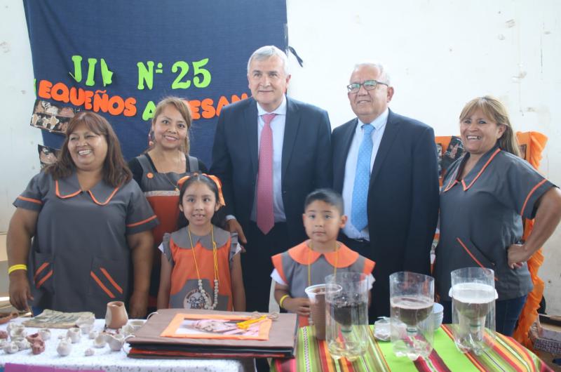 Apertura de la Feria Provincial de Ciencias Nodo Yungas 