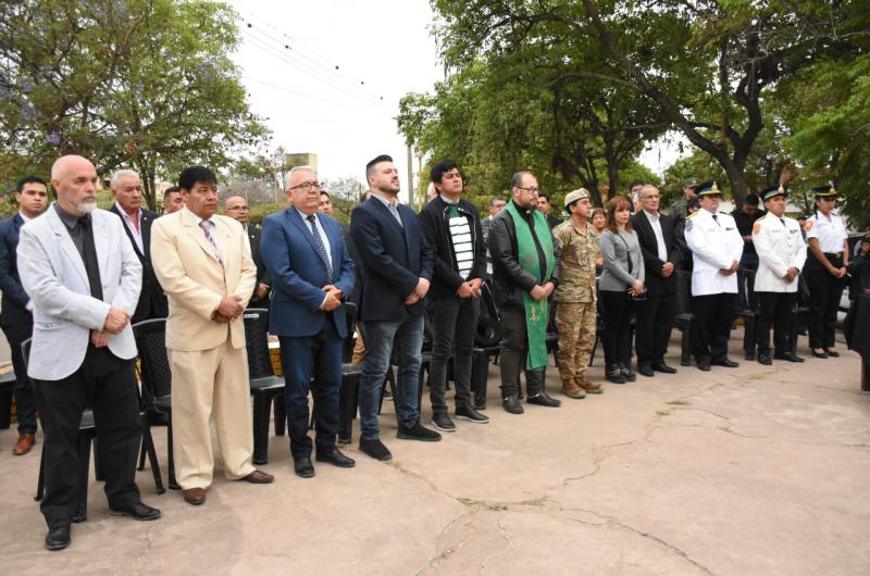 Julio Bravo participoacute del acto por el 201deg Aniversario de la Policia Federal