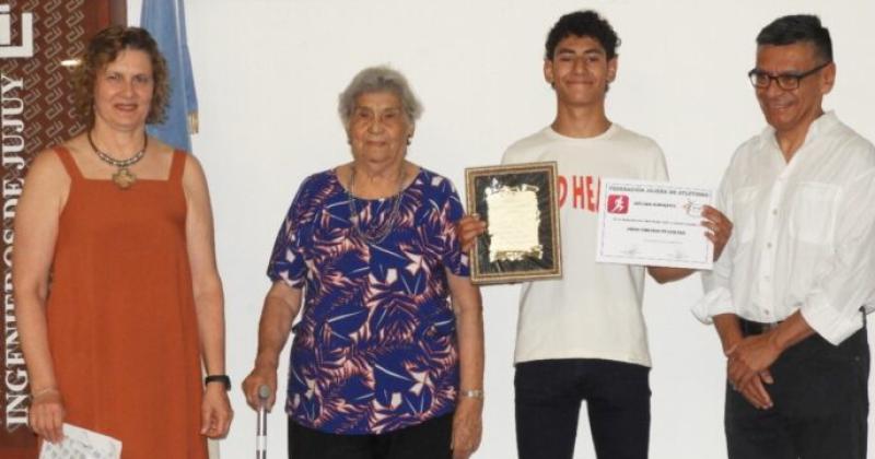 Emiliano Pessolano fue reconocido como el Atleta del Antildeo