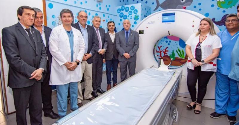 Inauguraron nuevo tomoacutegrafo en el hospital Materno Infantil Dr Heacutector Quintana