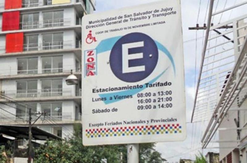 El saacutebado aumenta el estacionamiento tarifado