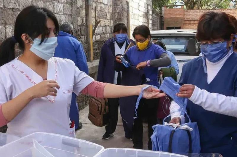 Covid- es obligatorio el uso del barbijo para el personal de salud