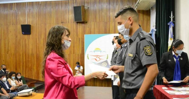 Clausura de capacitaciones y ascensos en el Instituto  Provincial de Seguridad