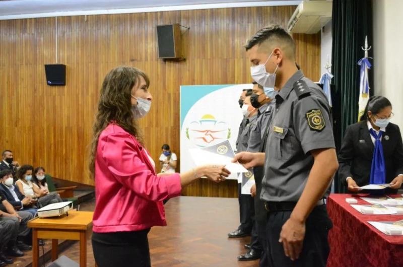 Clausura de capacitaciones y ascensos en el Instituto  Provincial de Seguridad