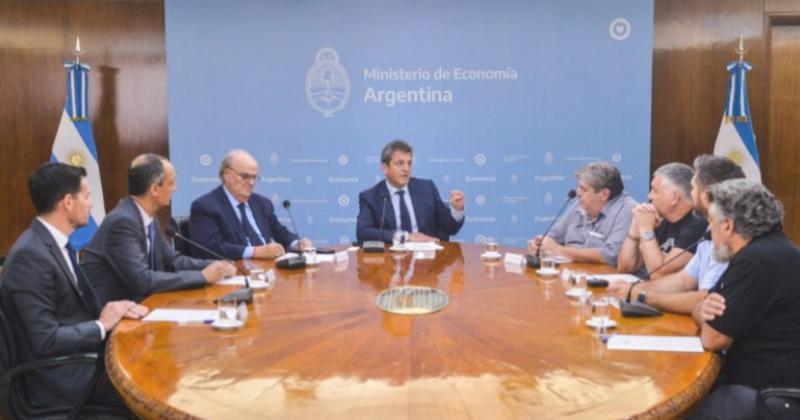 Para el ministro Sergio Massa estamos en el camino correcto