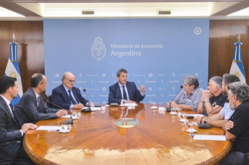 Para el ministro Sergio Massa estamos en el camino correcto