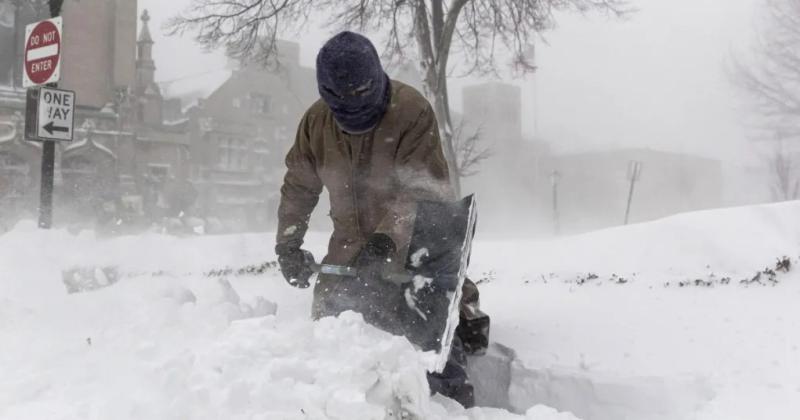 Se elevoacute a 50 la cifra de muertos por la tormenta invernal en EEUU 