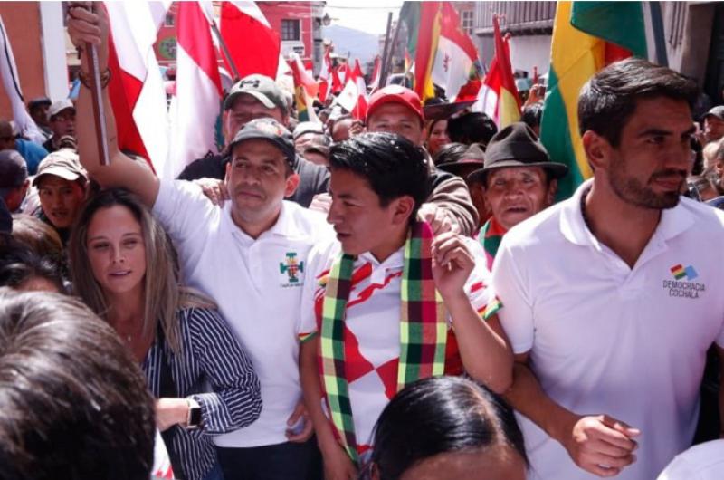 Tensioacuten en Bolivia- detuvieron al gobernador de Santa Cruz 