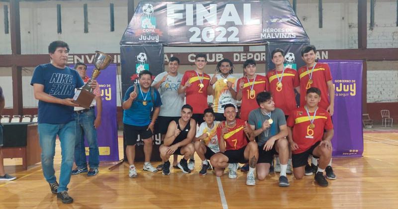  Nieva  y Espantildeola campeones de la Copa Jujuy en voley