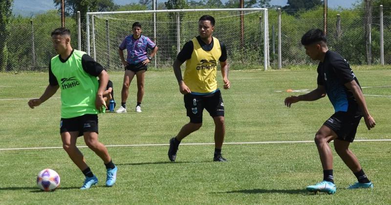 El plantel de Gimnasia encara la parte maacutes intensa de la pretemporada en Salta