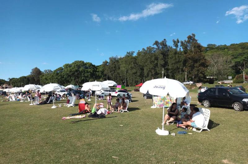 Maacutes de 4000 personas en el parador de La Cieacutenaga