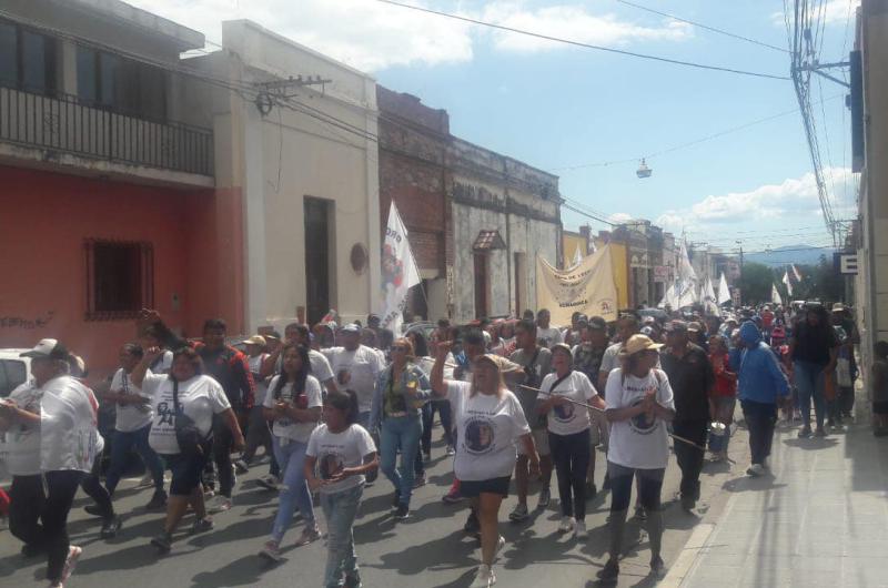 Agrupaciones kirchneristas marcharon para pedir la libertad de Milagro Sala