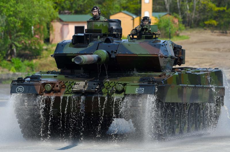 Alemania y EEUU deciden suministrar tanques a Ucrania