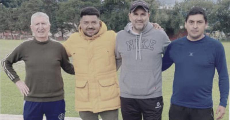 Cristiaacuten Corrales nuevo entrenador de Atleacutetico Cuyaya