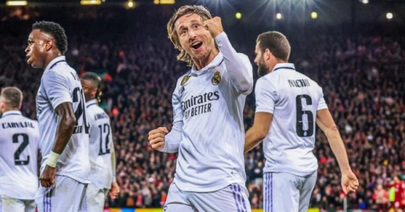 Real Madrid reacciona y consigue triunfo histoacuterico en Anfield Road