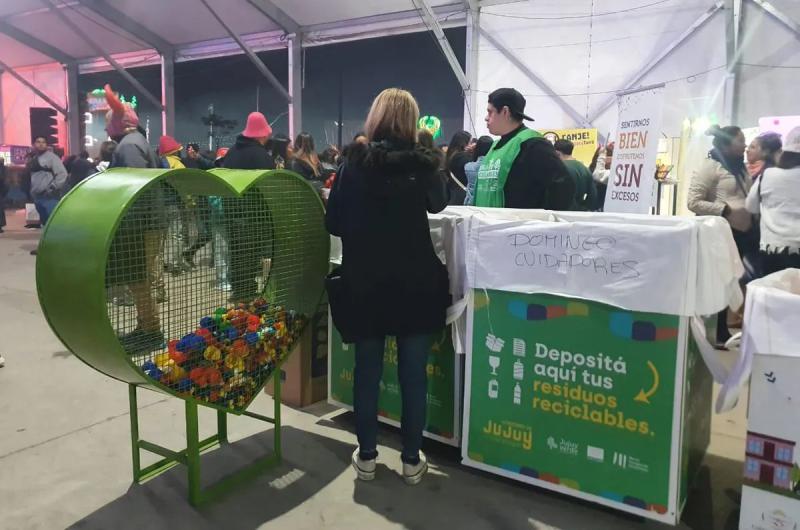 El Ministerio de Ambiente destacoacute acciones de concientizacioacuten realizadas en carnaval