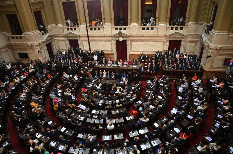 Con un largo discurso y tensos cruces Fernaacutendez pronuncioacute su cuarto mensaje de apertura de sesiones