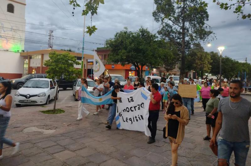 Perico se movilizoacute tras la destitucioacuten de Luciano Demarco