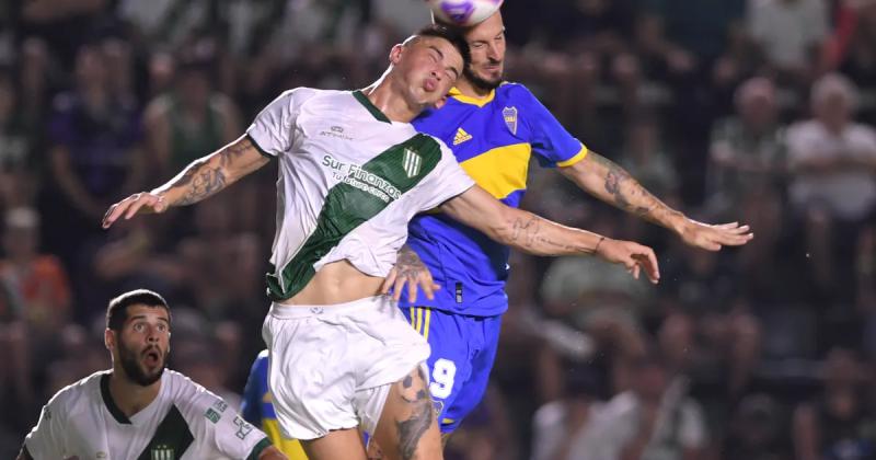 Boca cayoacute ante un Banfield superior que logroacute su primer triunfo en el campeonato