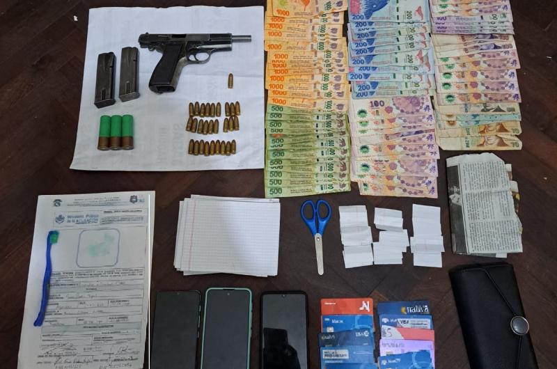 Policiacutea de Jujuy realizo muacuteltiples allanamientos por narcomenudeo
