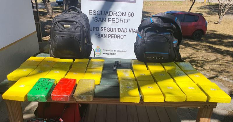 Decomisan maacutes de 35 kilos de cocaiacutena en tres procedimientos