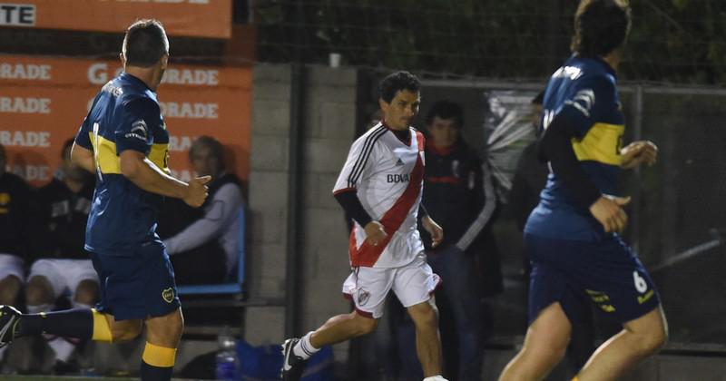 Este domingo jugaraacuten el superclaacutesico Senior River y Boca en el 23 de Agosto