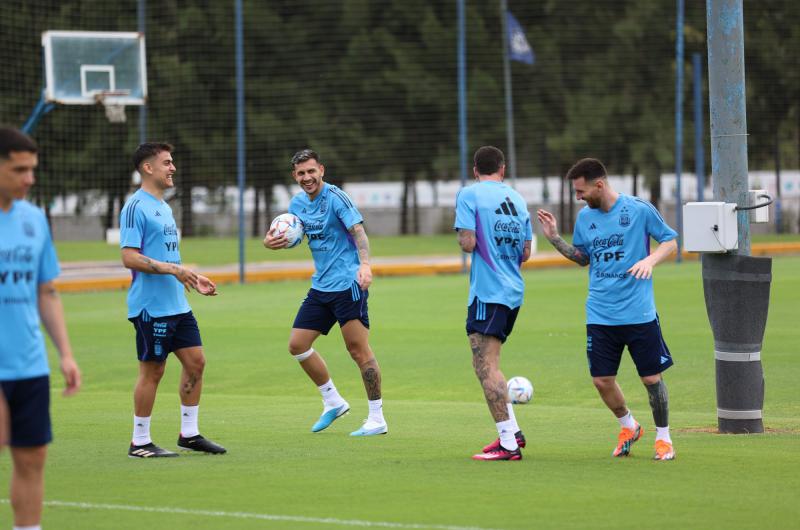 La primera praacutectica del campeoacuten del mundo en Argentina