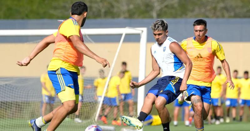 Ibarra estaacute en su momento maacutes dificil desde que asumioacute como DT de Boca