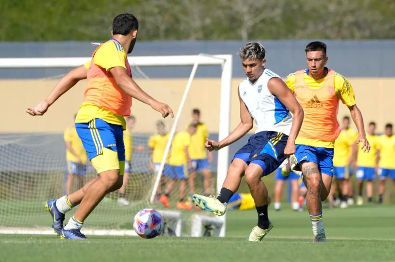 Ibarra estaacute en su momento maacutes dificil desde que asumioacute como DT de Boca