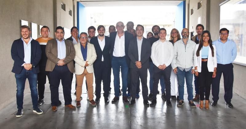 Se presentoacute la nueva comisioacuten directiva de Gimnasia y Esgrima