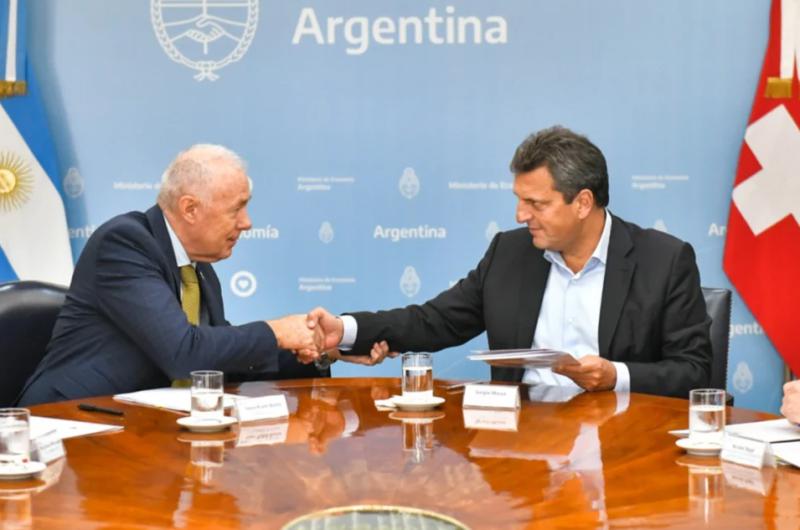 La Argentina acordoacute con el Club de Pariacutes la refinanciacioacuten de deuda
