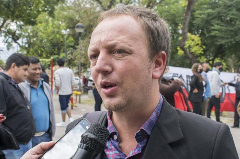 Gastoacuten Remy- En la capital hay siete candidatos pero soacutelo dos proyectos