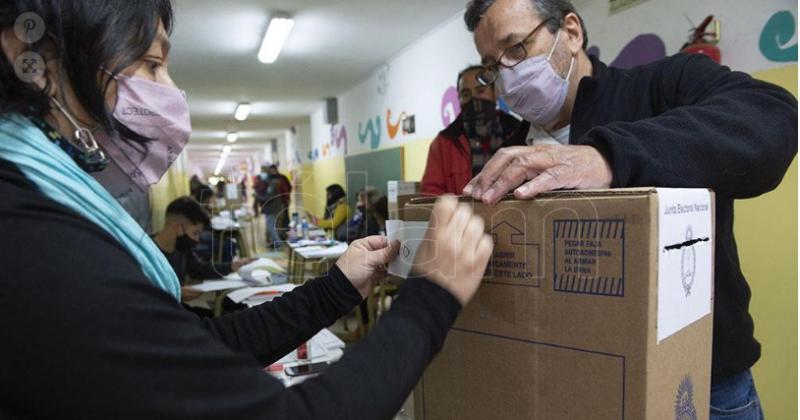 Mantildeana elegiraacuten gobernadores los neuquinos y rionegrinos