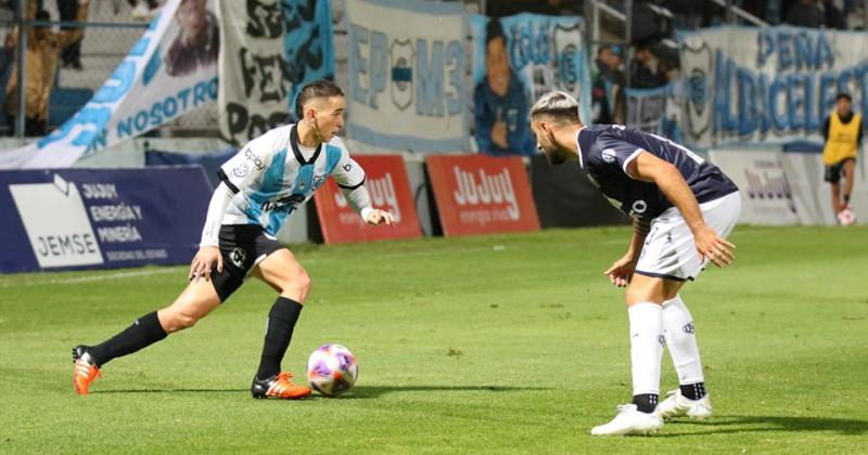 Gimnasia con pocas ideas perdioacute con Independiente Rivadavia